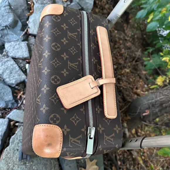 Louis Vuitton M23203
Horizon 55 - Picture 10 of 17